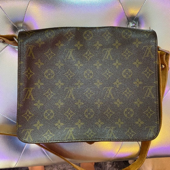 Louis Vuitton monogram canvas crossbody bag - Picture 2 of 8